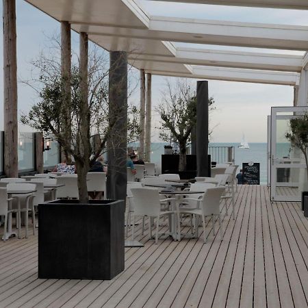 Beautiful And Spacious Villa With A Panoramic View Near The Beach Of Cadzand Esterno foto