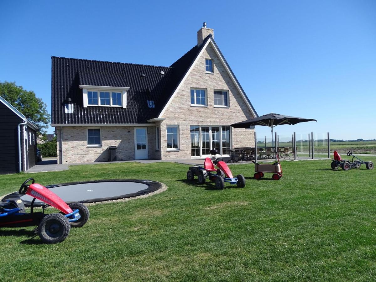 Beautiful And Spacious Villa With A Panoramic View Near The Beach Of Cadzand Esterno foto